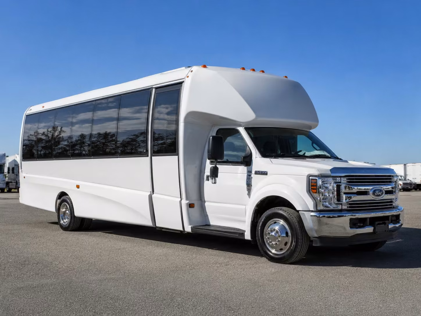 18 passenger minibus