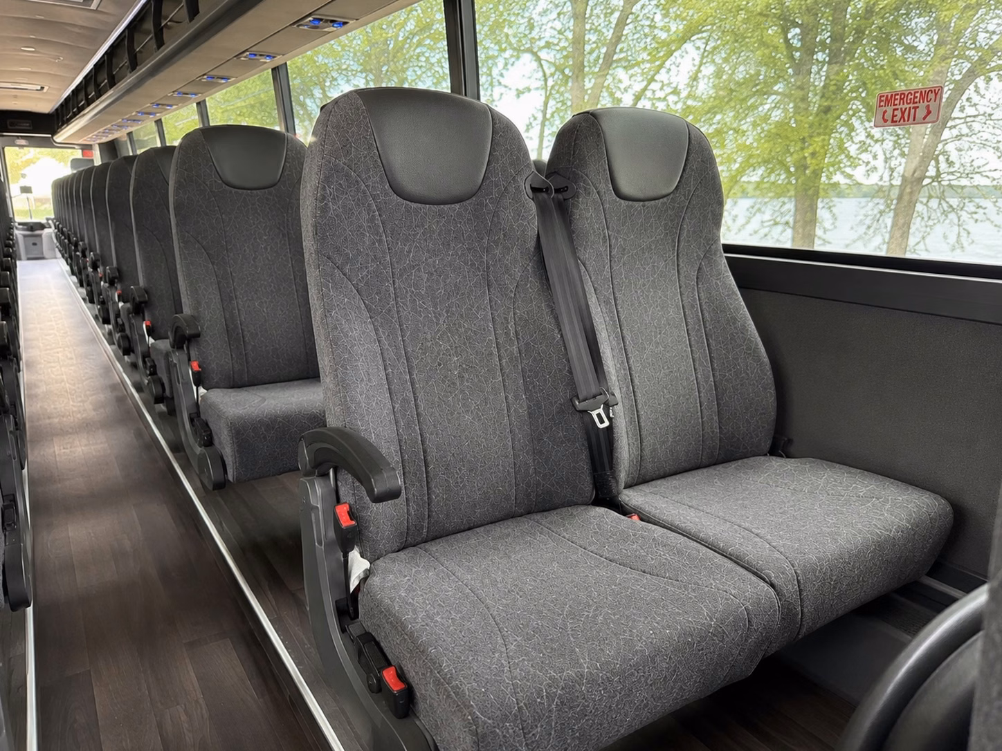 charter buses for large yuba city weddings with guest lists that require more than one vehicle