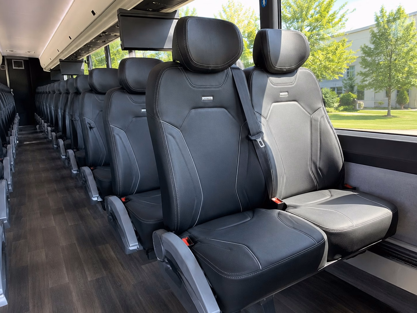 corporate and group sporting event shuttle services in yuba city california