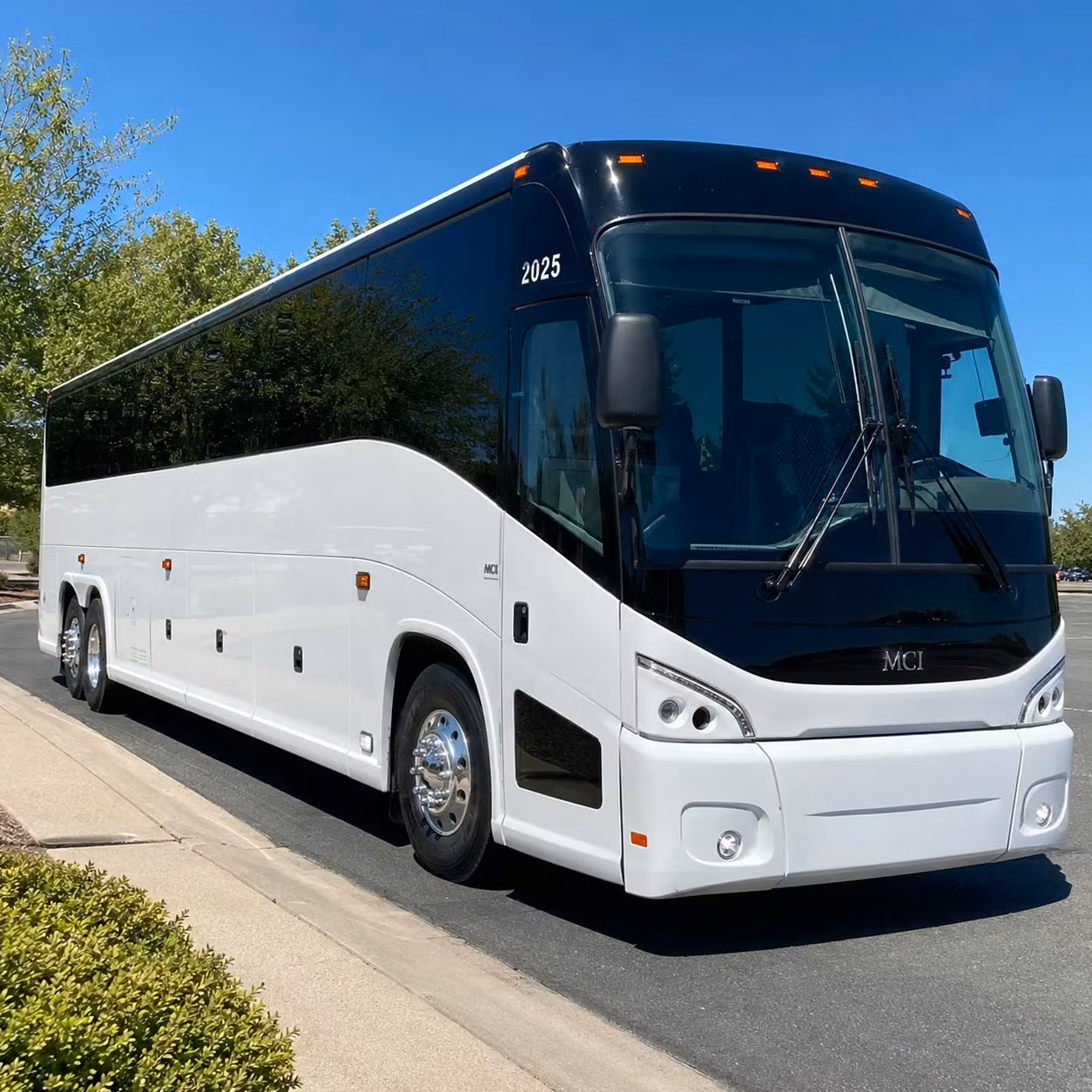 long distance school field trip and university group transportation from yuba city