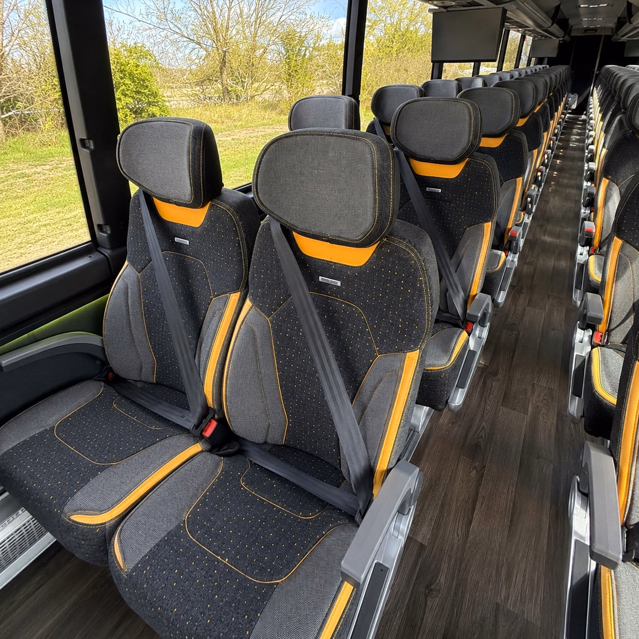 yuba city sports team fan bus rentals