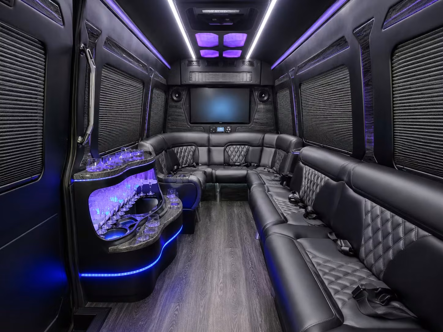 yubacitycharterbuscompany com is the easiest way to book a concert bus in yuba city california